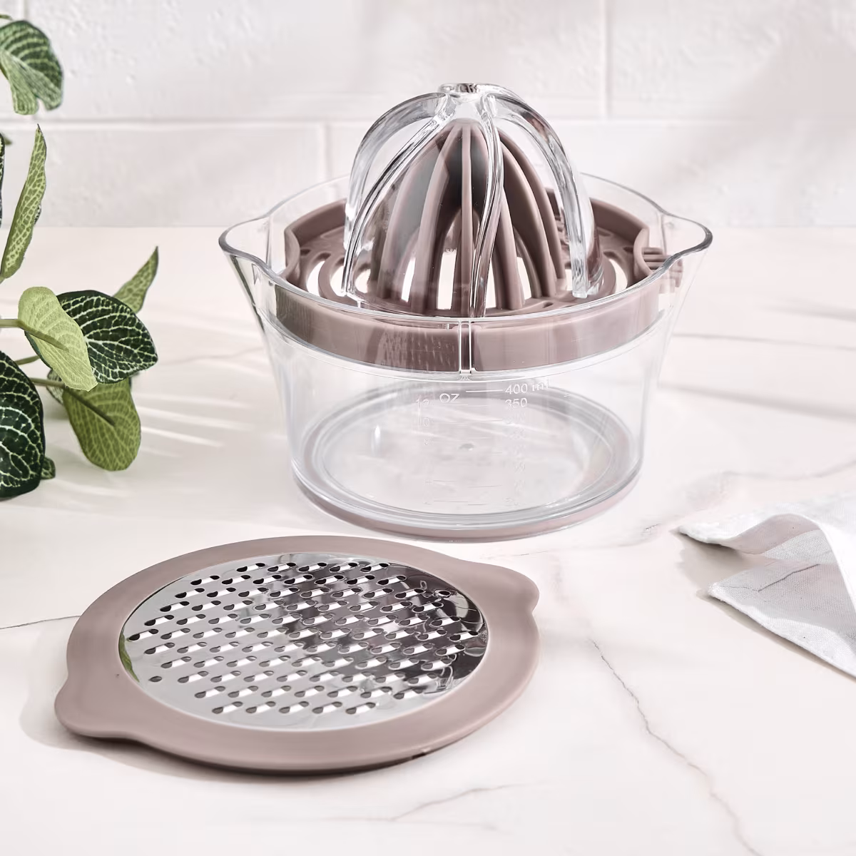 Rosemary Eva 2in1 Juicer and Grater in Taupe