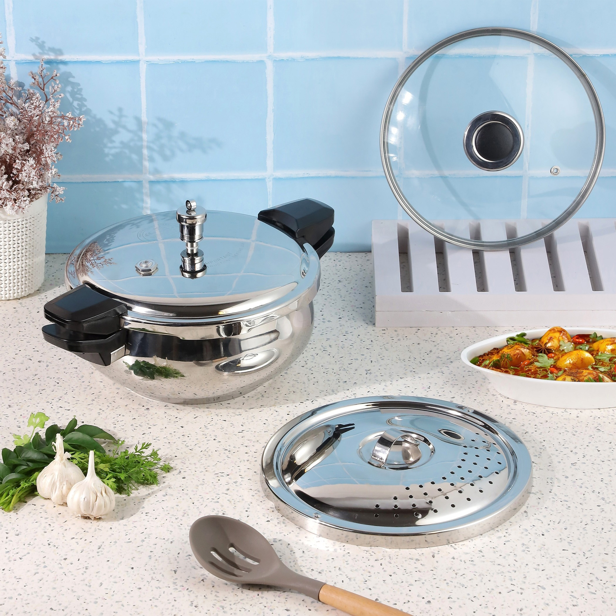 VINOD Magic 18/8 Stainless Steel Pressure Cooker with 3 Lids - 5.5L in Silver