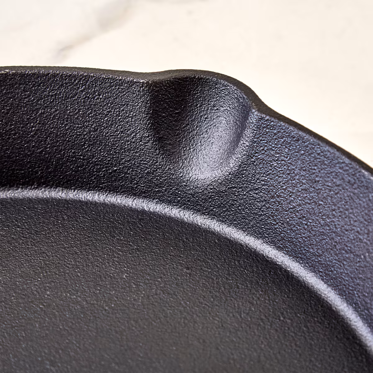 Terra Tales Sally Cast Iron Frying Pan - 28cm in Black