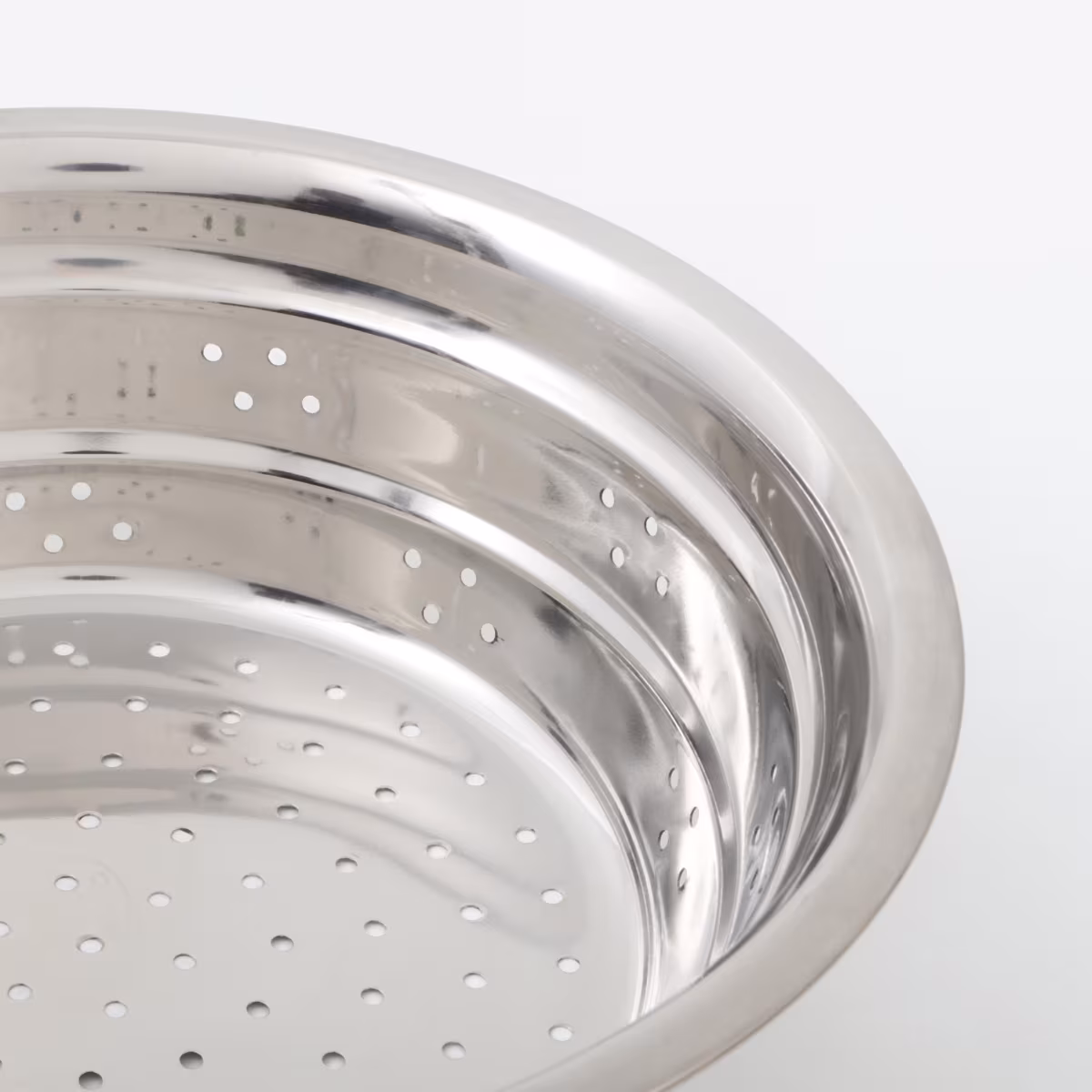 Blithe Stainless Steel Colander in Silver