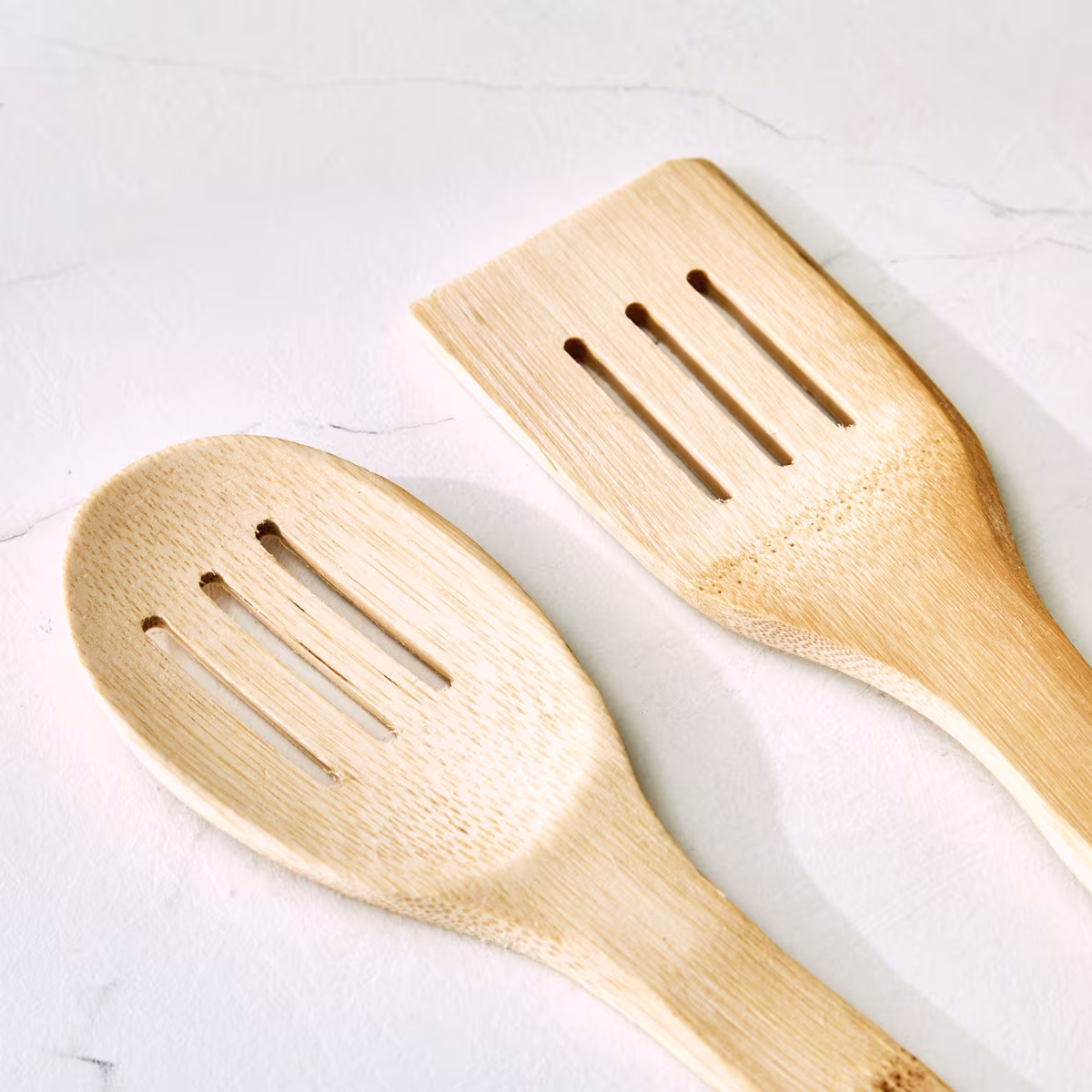 Chef Cubis Edulis 5Pc Bamboo Cutlery Set with Holder in Brown