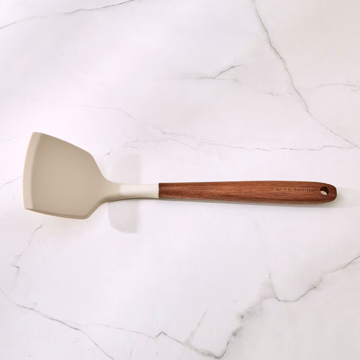 Chefs Pride Zeta Silicone Turner with Acacia Wood Handle in Cream